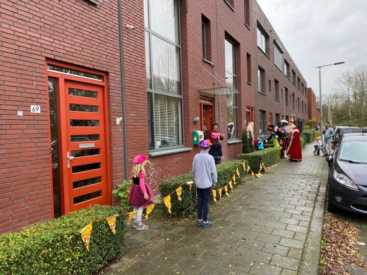 Sinterklaas op bezoek in Malburgen
