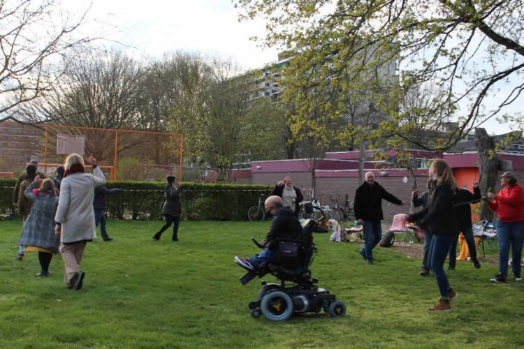 Theatergroep OverMalbruggen geeft een voorproefje van haar voorstelling Lijn 35