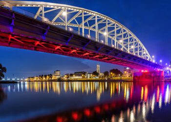Herdenkingen Slag om Arnhem op televisie, online en op enkele niet vrij-toegankelijke plaatsen in de stad
