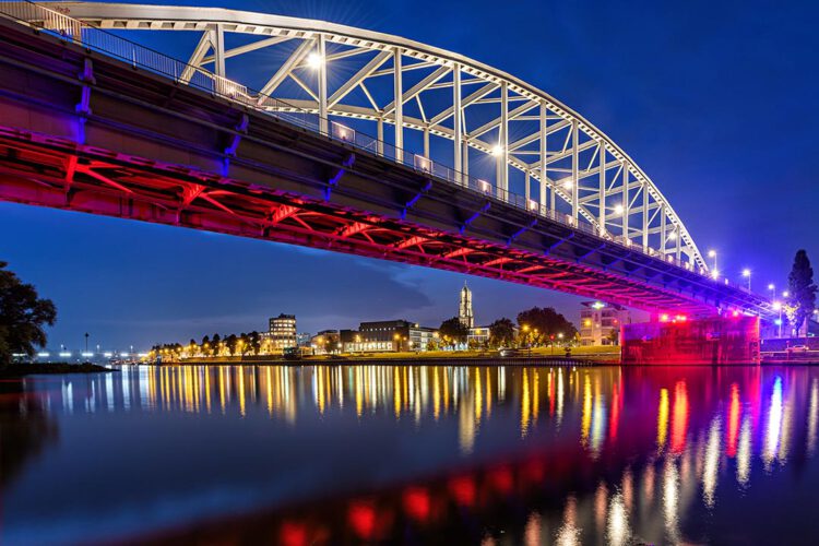 Herdenkingen Slag om Arnhem op televisie, online en op enkele niet vrij-toegankelijke plaatsen in de stad