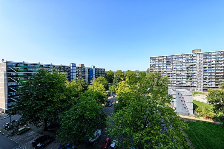 Ingezonden stuk: Wil je van de ‘incidenten’ op de pleinen af, breek dan die flats af in Immerloo